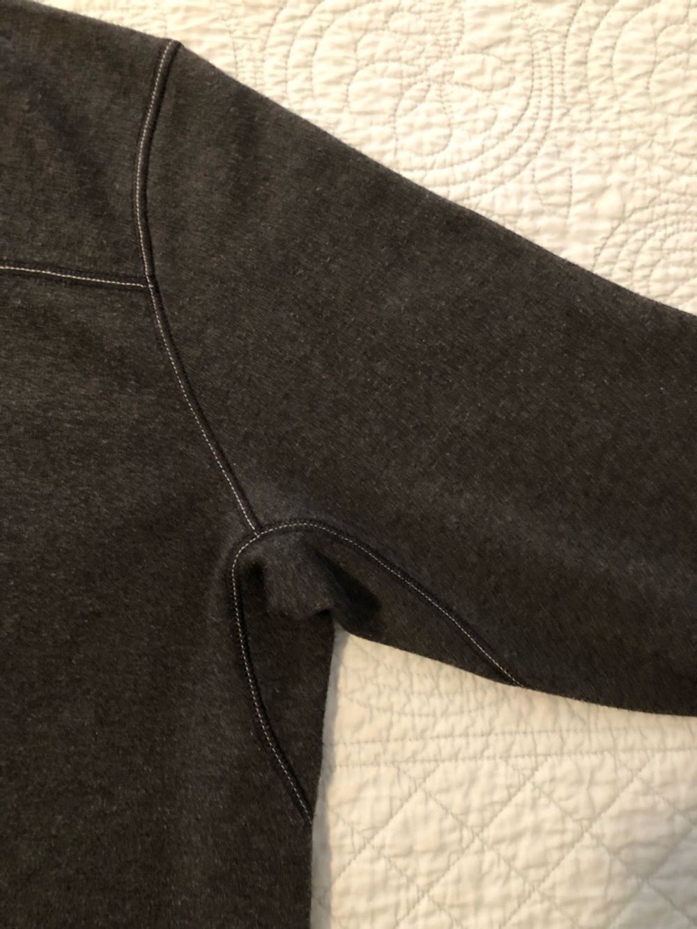 Buki Rugvee v-neck pullover. Size small-medium. - Picture 6 of 13